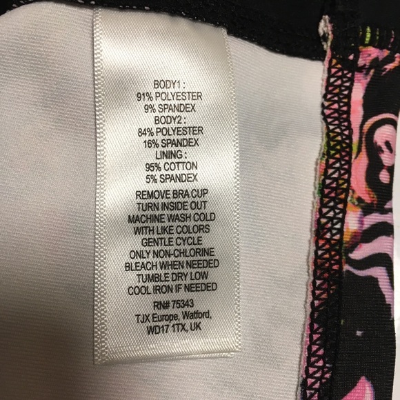 Cynthia Rowley Athletic Tank. - Picture 8 of 8